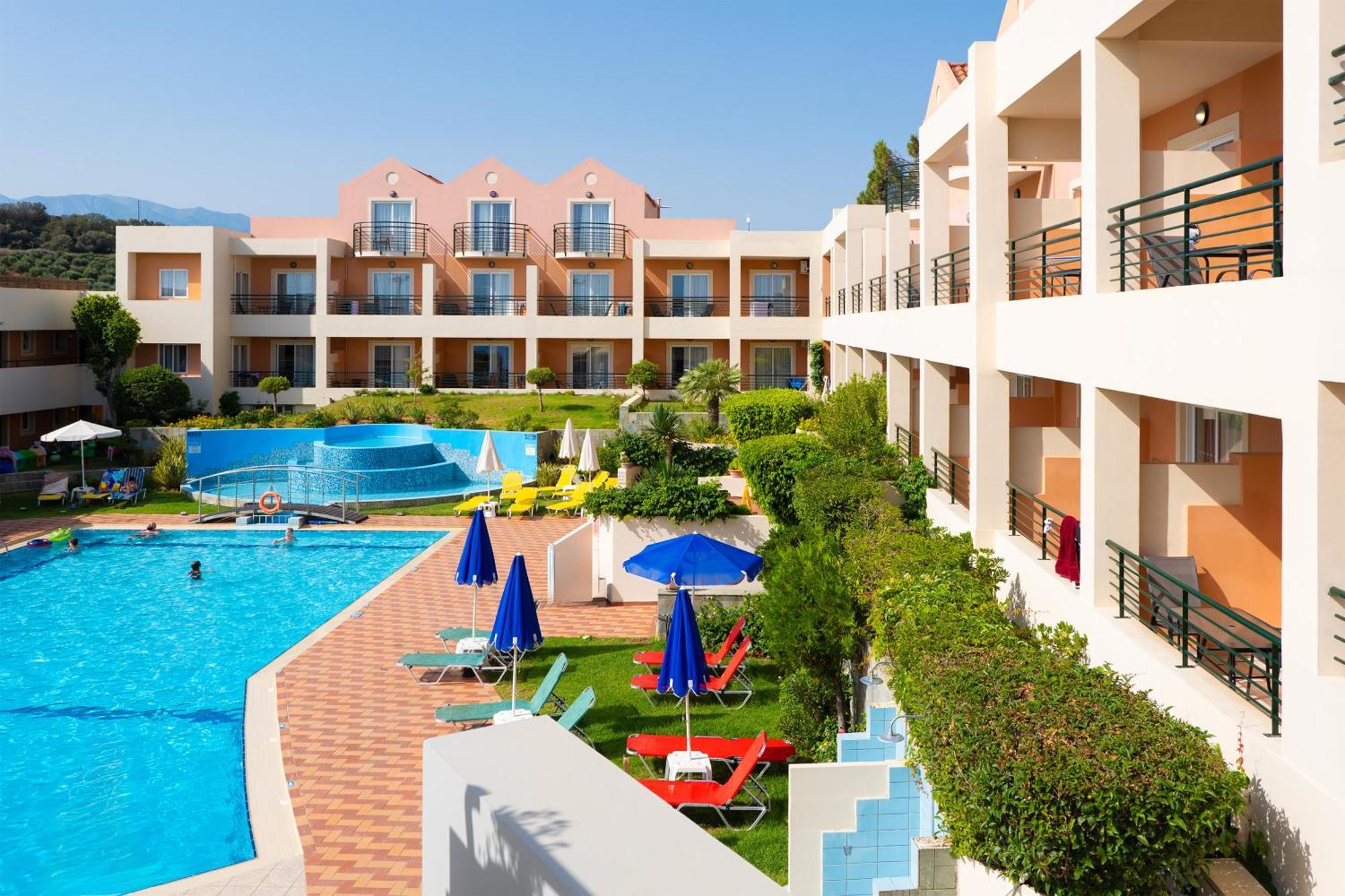 Pegasus Hotel Stalós Dış mekan fotoğraf