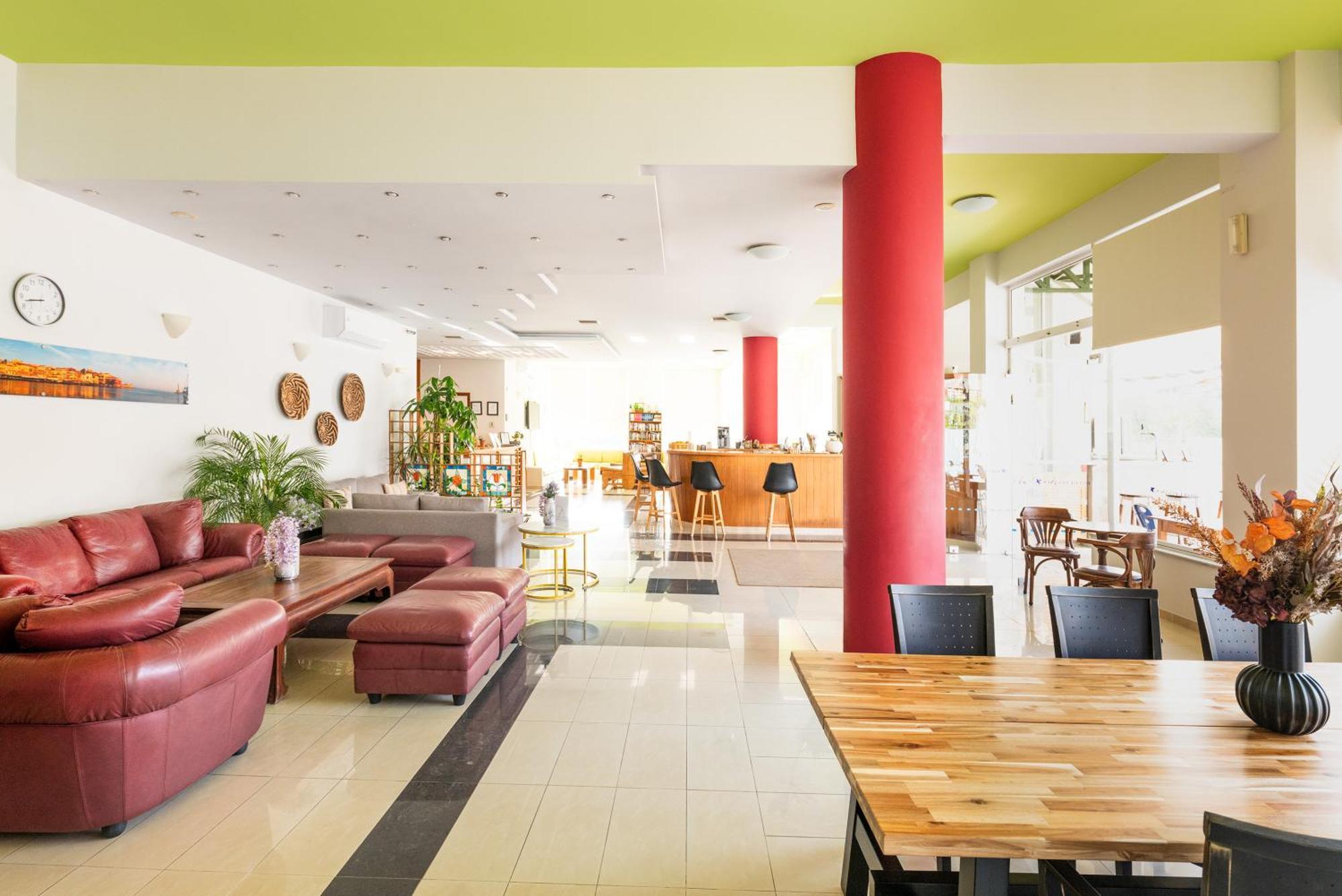 Pegasus Hotel Stalós Dış mekan fotoğraf