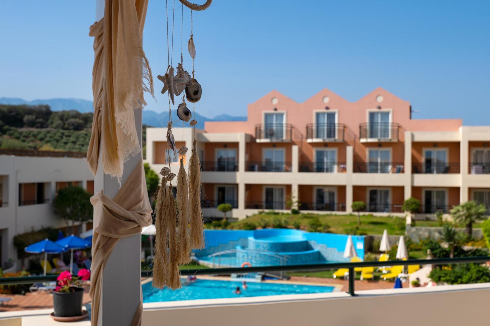 Pegasus Hotel Stalós Dış mekan fotoğraf